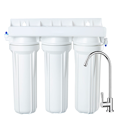 Complete water filtration set single filtered water tap.